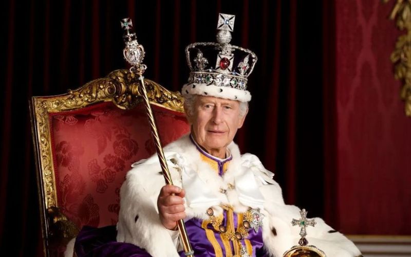 ¿El rey Carlos III se beneficia en la crisis económica que esta atravesando el Reino Unido?