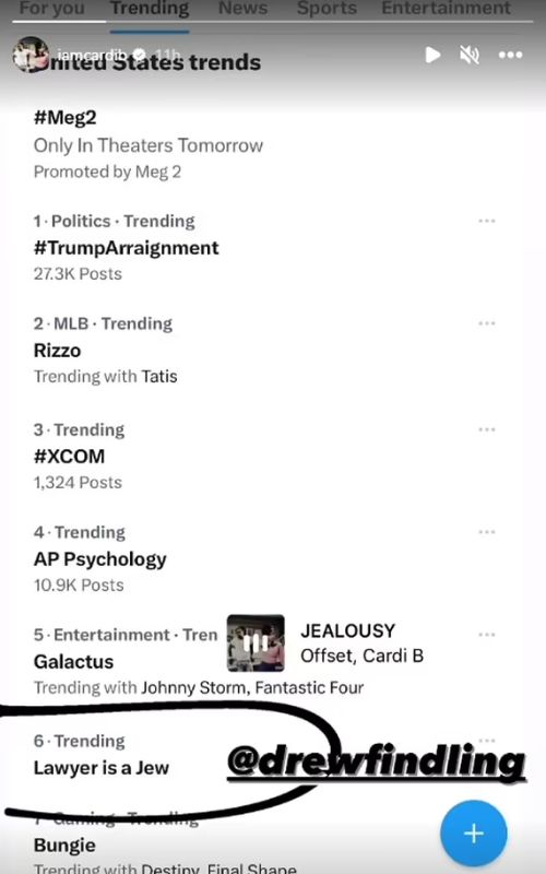 Cardi B declarada inocente de todos los cargos por arrojar micrófono a una fan