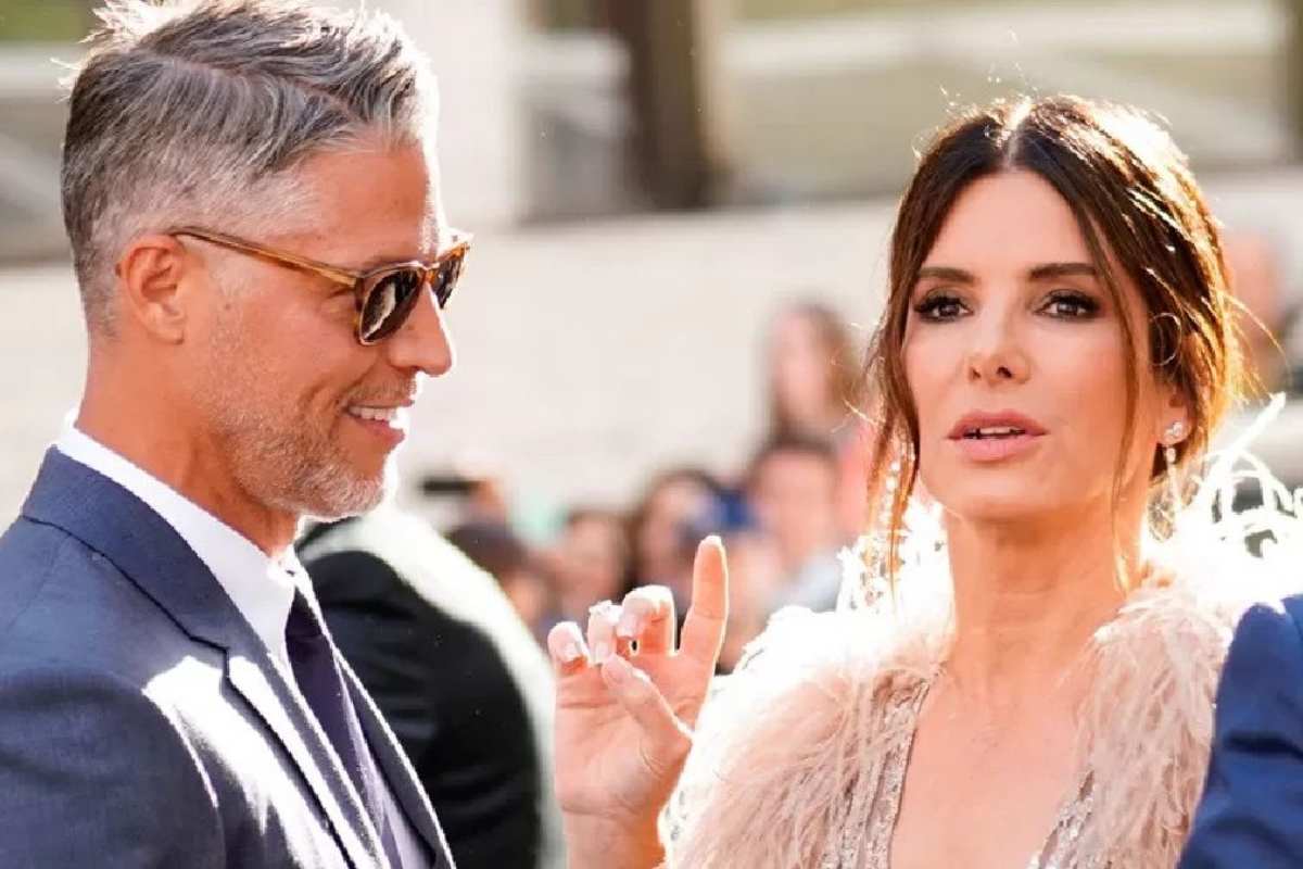Sandra Bullock se retiró del cine para cuidar a su esposo que tristemente falleció