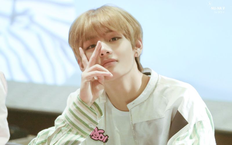 Fans de BTS critican a V por supuestamente dedicar su nueva canción a Jennie de BLACKPINK