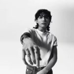 Jungkook de BTS rompe estereotipos en su nuevo anuncio con Calvin Klein