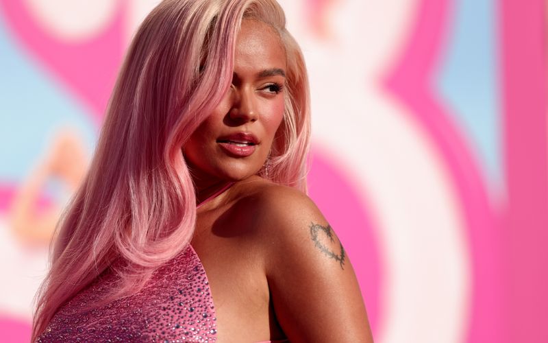 Karol G es fuertemente insultada por las redes y así respondió la artista