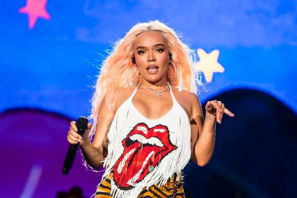 Karol G es fuertemente insultada por las redes y así respondió la artista