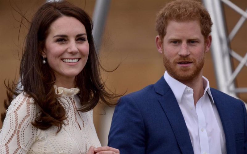 Kate Middleton y el príncipe Harry habrían estado teniendo 'llamadas secretas'