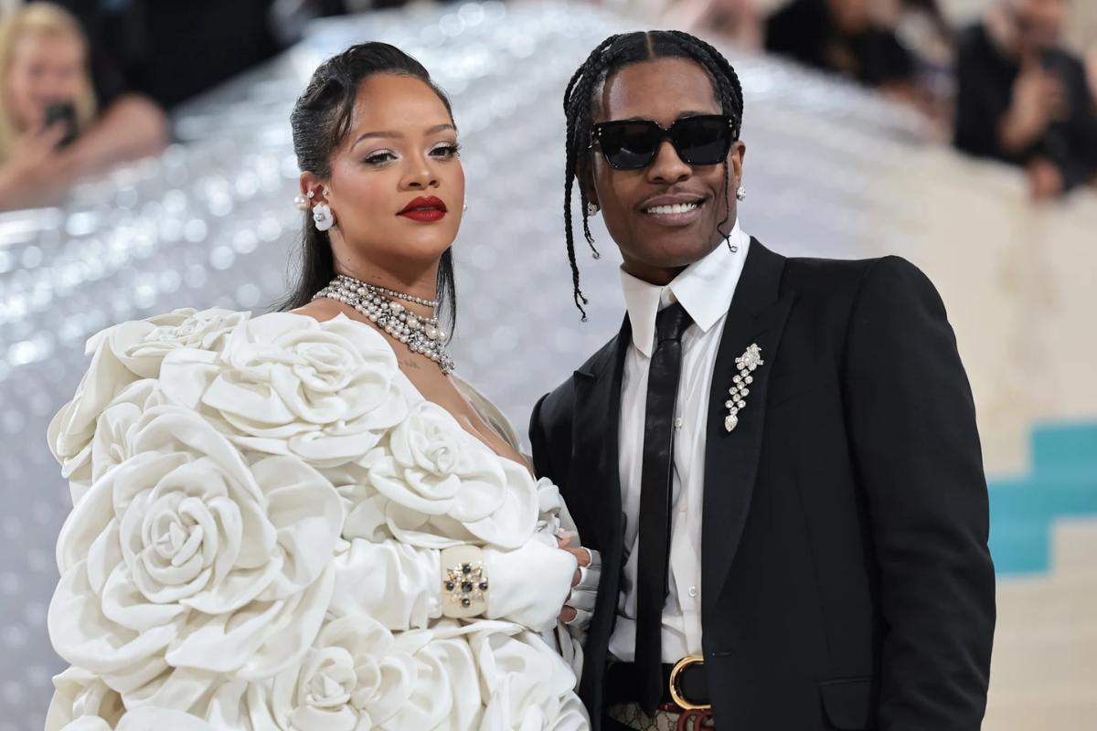 Rihanna finalmente ha dado a luz a su segundo hijo, según los reportes