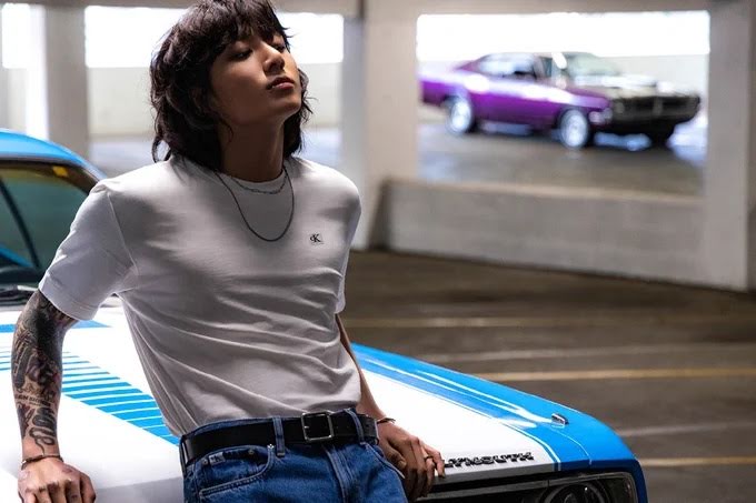 Calvin Klein criticado por usar excesivo photoshop con Jungkook de BTS