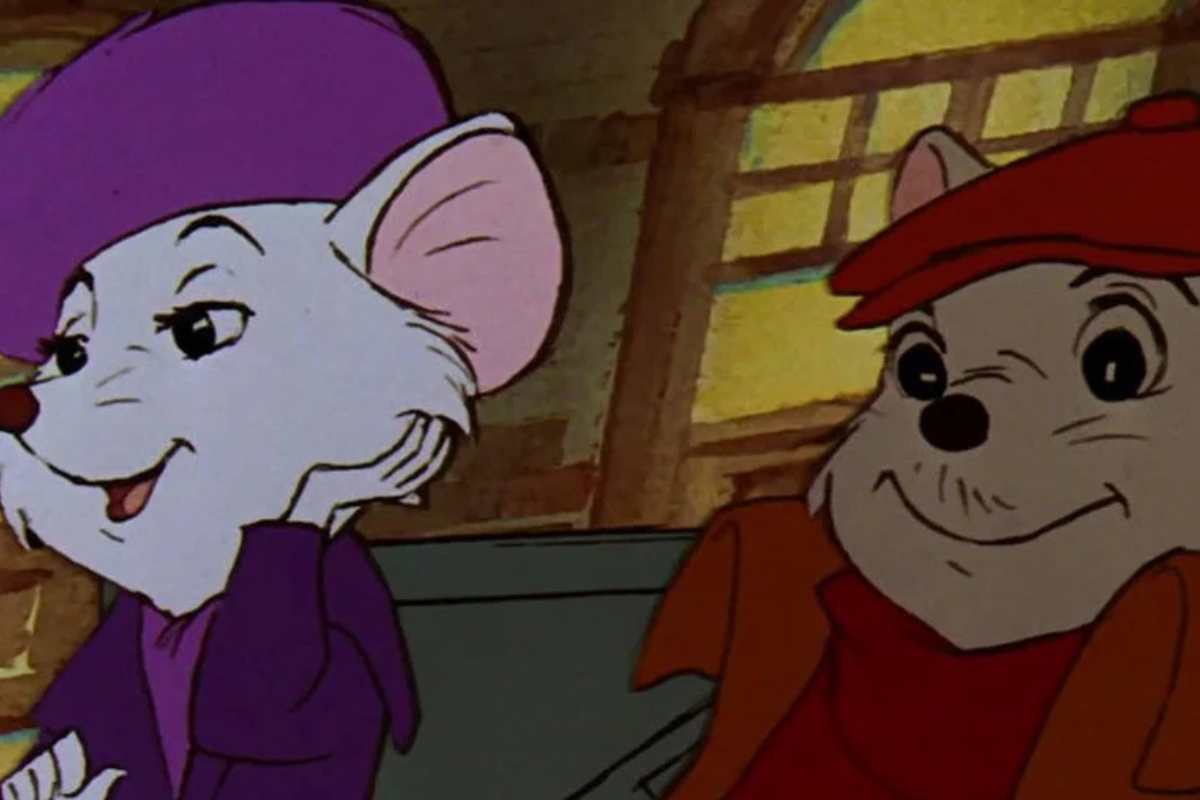 La mujer en 'topless' que aparece en una película de Disney sin que nadie se diera cuenta