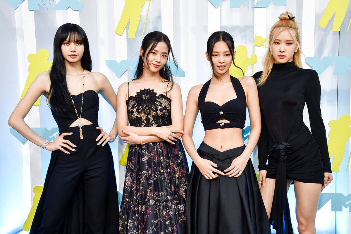 Importante medio de Francia arremete contra las chicas de BLACKPINK