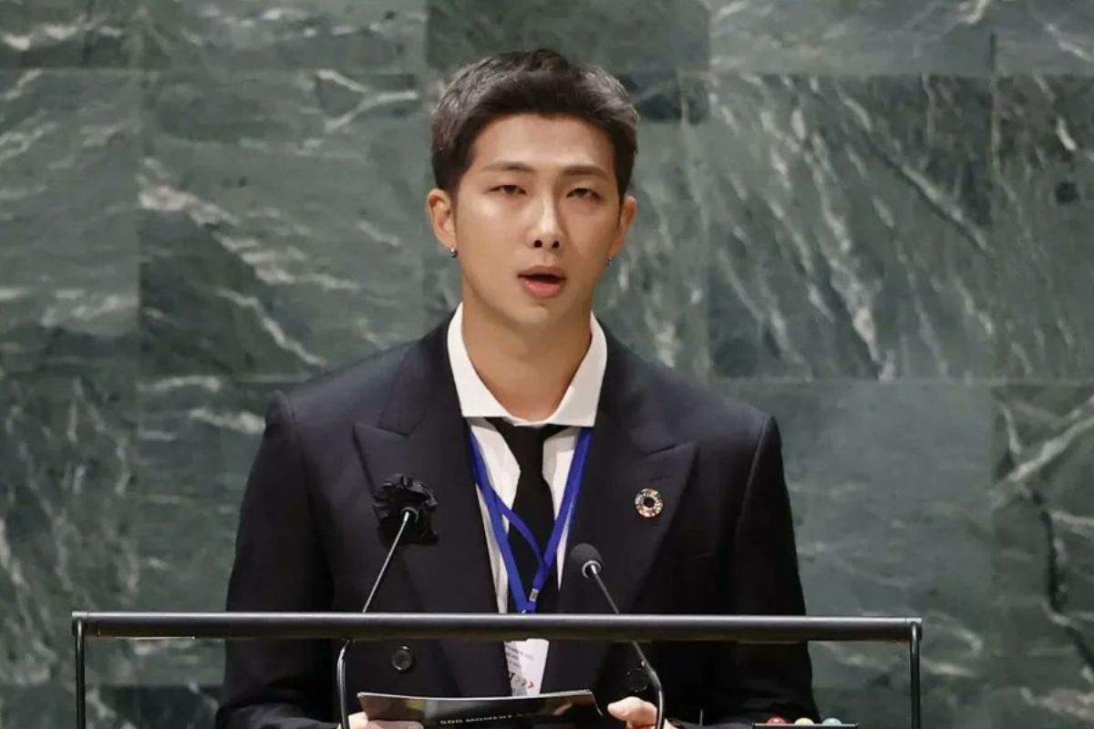 RM de BTS reveló recientemente el estado de su relación sentimental y su respuesta fue muy sorpresiva