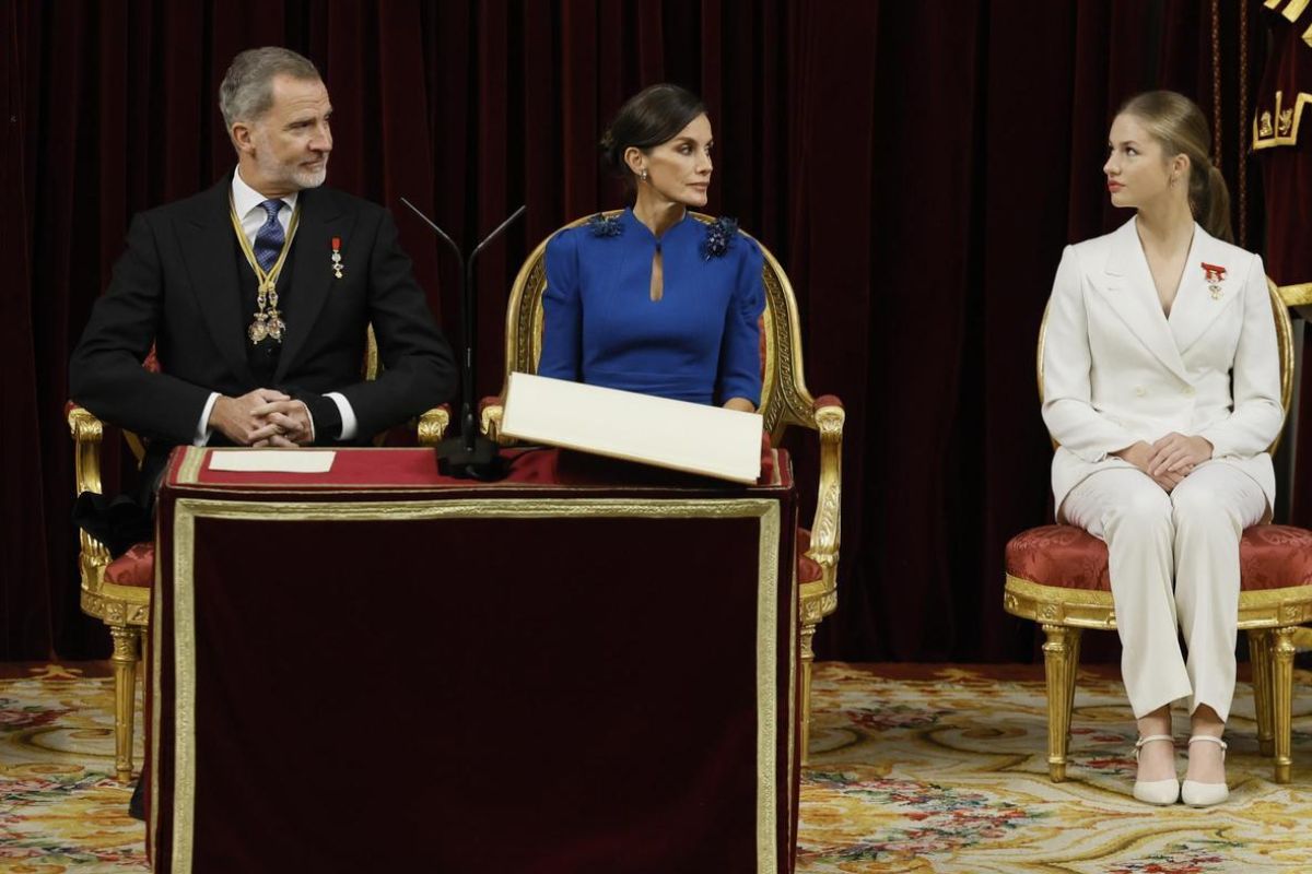 Los enfados que tuvo que soportar la Princesa Leonor en su juramento a la Constitución