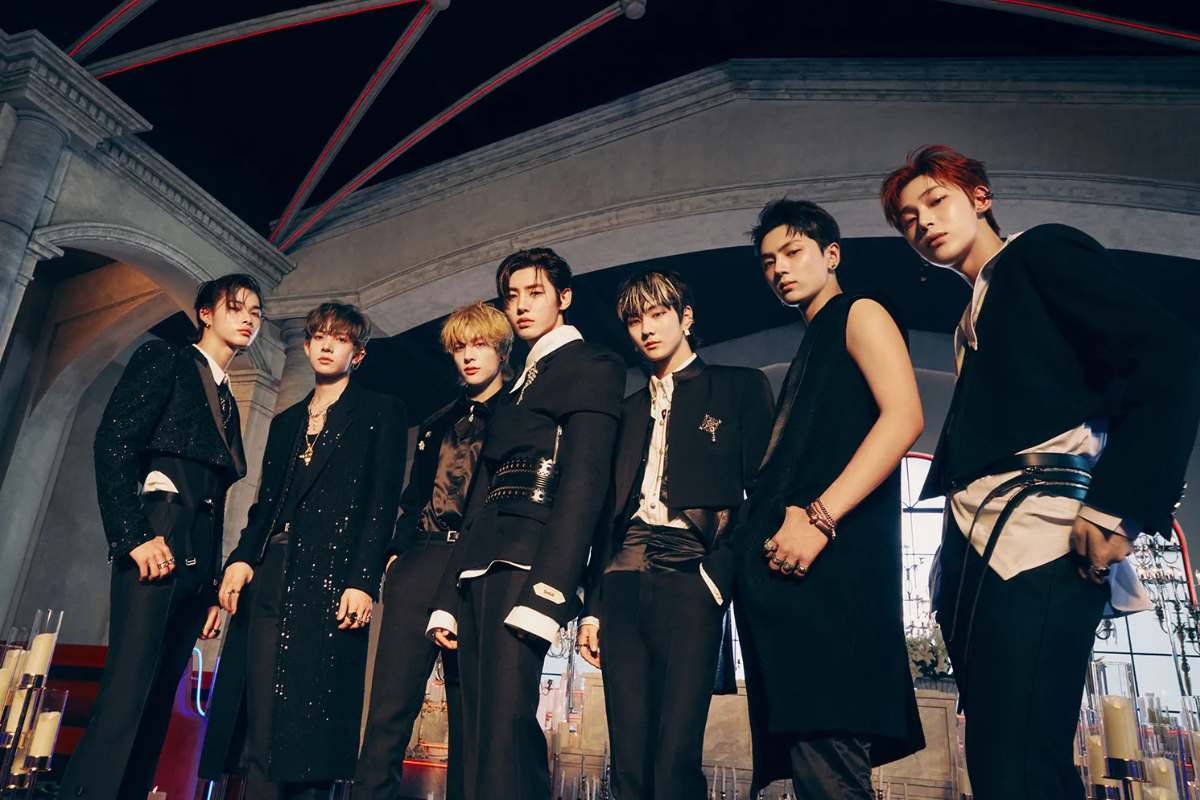 Miembros de ENHYPEN asustados y enojados por la mala despedida que tuvieron en New York, Estados Unidos