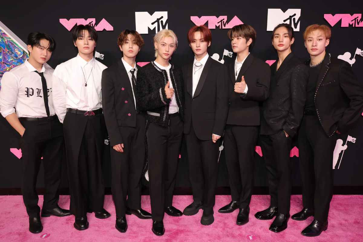 'ITEM' de Stray Kids aparece en la banda sonora oficial del video juego 'NBA 2K24'