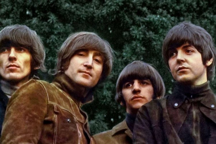 The Beatles regresan a la música con una nueva canción que rompe todos los esquemas