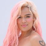 Karol G es acusada de haber profanado una iglesia y recibe duras críticas