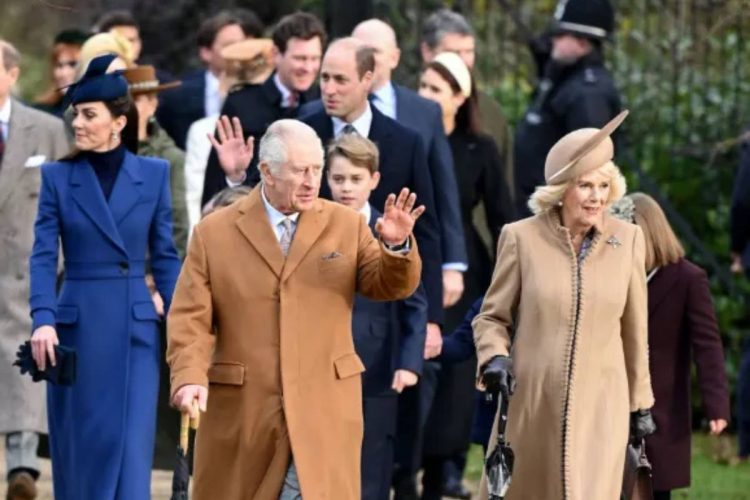 La familia real británica se une para la misa navideña en Sandringham