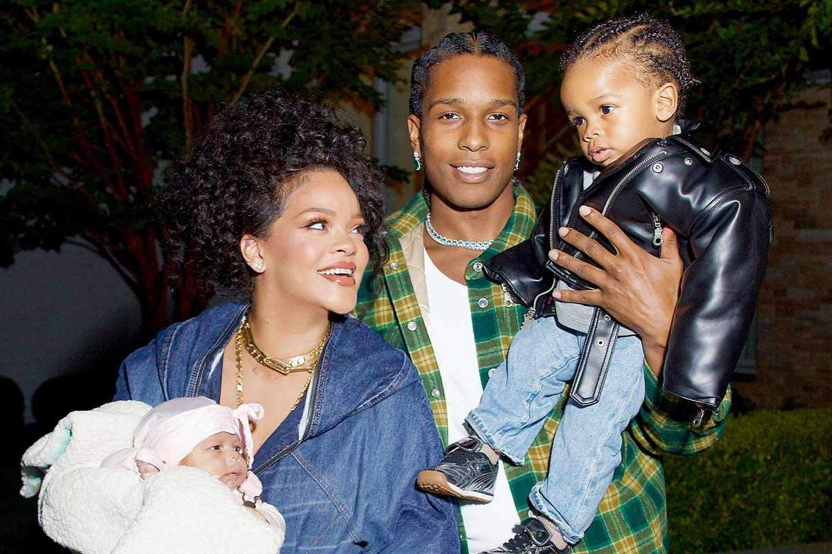 Rihanna confirma que no está trabajando en nueva música sino en tener otro bebé