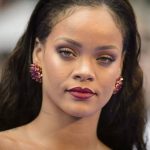 Rihanna confirma que no está trabajando en nueva música sino en tener otro bebé
