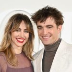 Robert Pattinson y su pareja embarazada Suki Waterhouse se comprometen luego de 5 años de relación