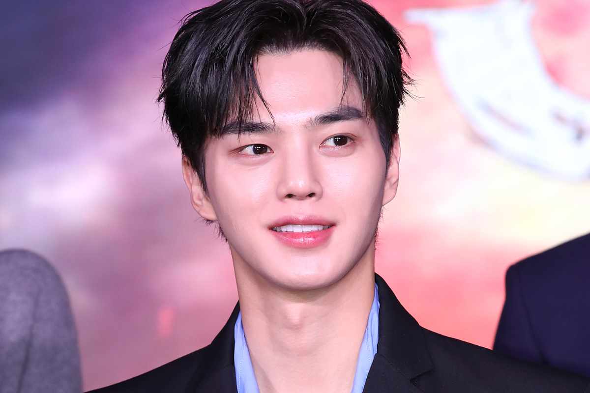 SBS dio su opinión sobre la inasistencia del actor Song Kang a los SBS Drama Awards 2023