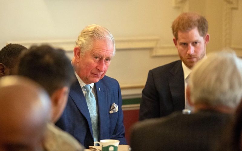 El rey Carlos III toma medidas en contra de su incapacidad