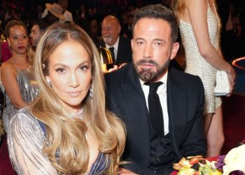 Jennifer Lopez rompe el silencio sobre las extrañas expresiones virales de Ben Affleck en Estados Unidos