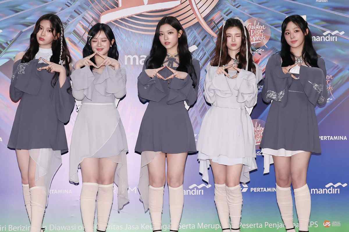 NewJeans se vuelve viral gracias a sus looks en la alfombra roja de los '38 Golden Disc Awardas