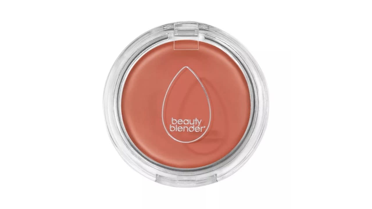 Jennifer Lopez y su increíble secreto para lucir una piel radiante es este rubor de solo 22$