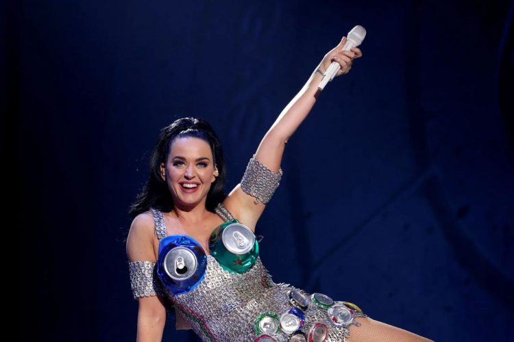 Katy Perry abandona American Idol e insinúa nueva música quiere volver a dominar el pop