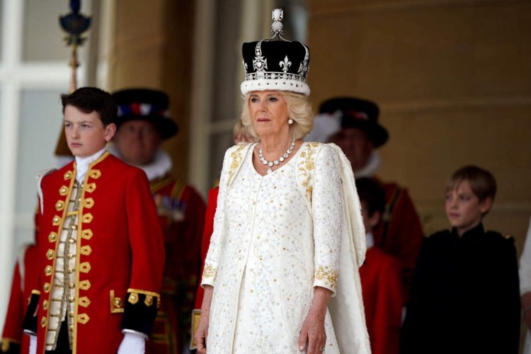 La reina Camilla arrasa en las redes sociales y se convierte en un ícono de la Generacion Z