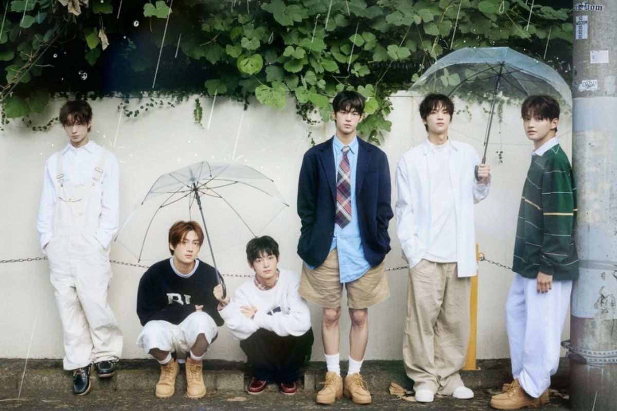 TWS genera debates al derrocar a IU con su cancion debut 'Plot Twist' en las listas musicales