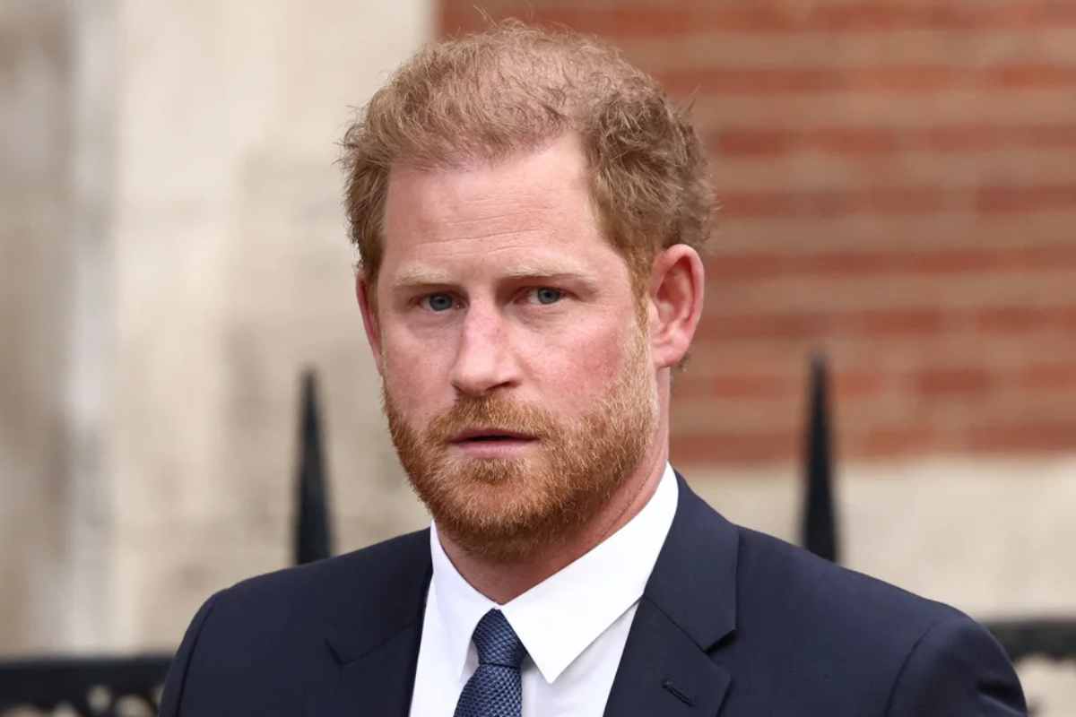 El gran ego del príncipe Harry es criticado por un ex mayordomo real