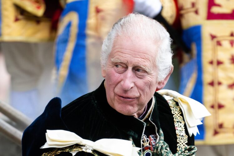 El rey Carlos III pierde el control de la monarquía mientras lucha contra el cáncer