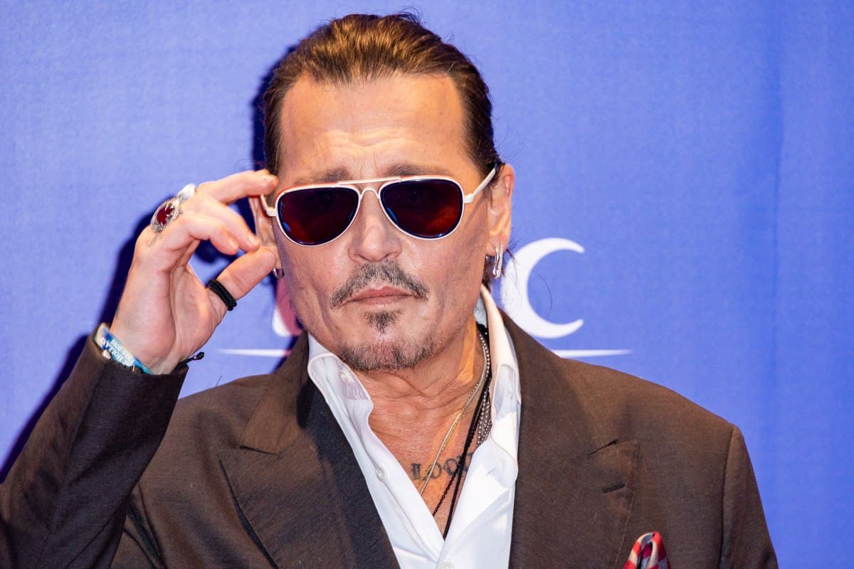 Johnny Depp responde a las acusaciones de maltrato hacia Lola Glaudini