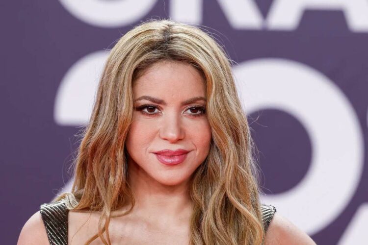 Los internautas lanzan duras críticas a Shakira por su presentación en el Times Square