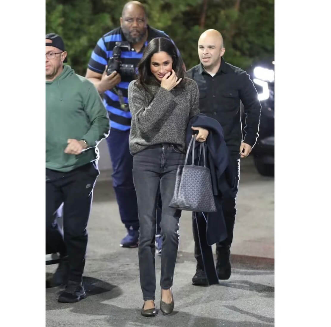 Meghan Markle vuelve a imponer moda como ningún otro royal lo está logrando