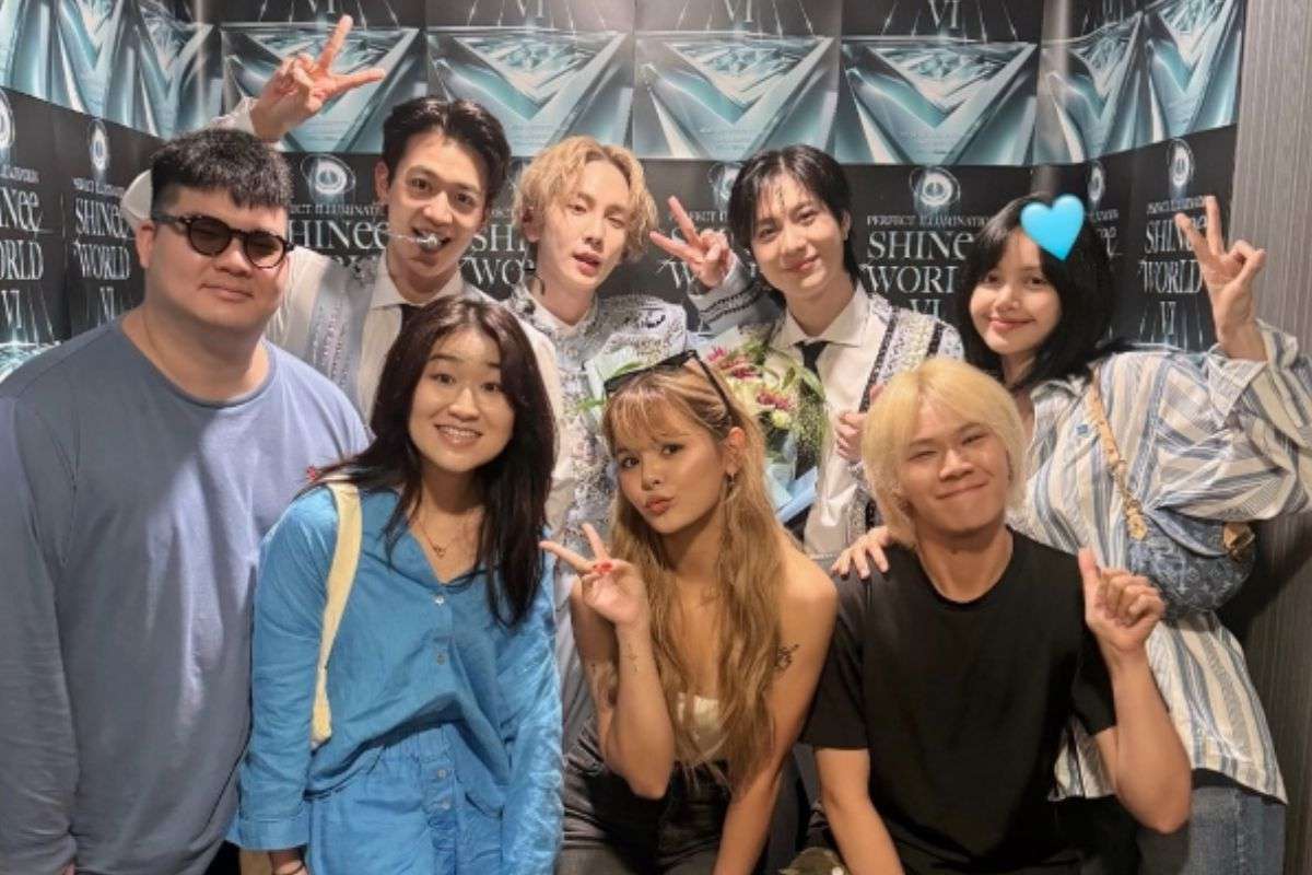 Lisa de BLACKPINK demuestra su apoyo hacia SHINee y su reciente gira mundial