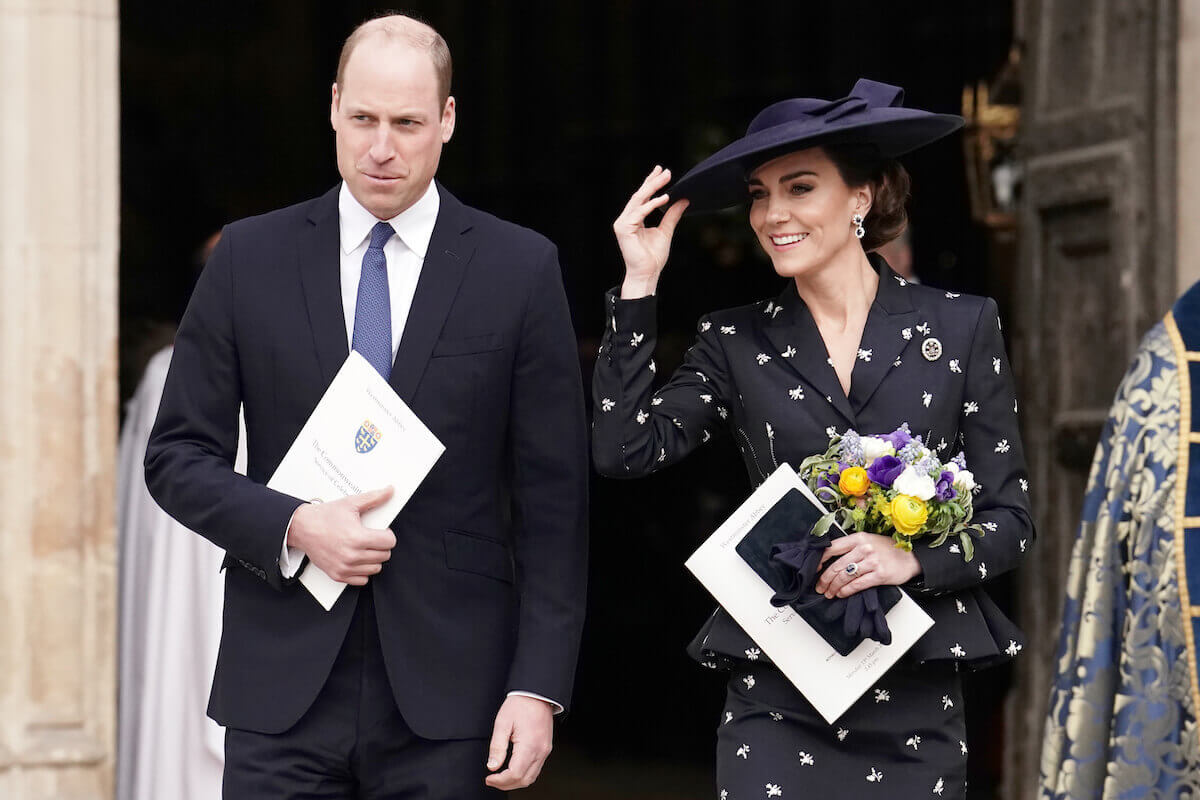 El príncipe William reaparece públicamente en medio de preocupación por la salud de Kate Middleton