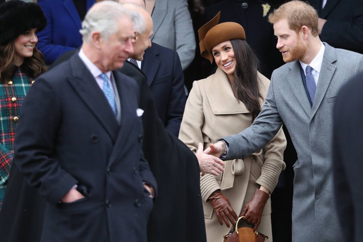 El rey Carlos III insiste en que el príncipe Harry siempre será parte de la familia real británica