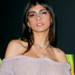 Cuando Mia Khalifa recaudó y donó miles de dólares para ayudar a las mujeres trans