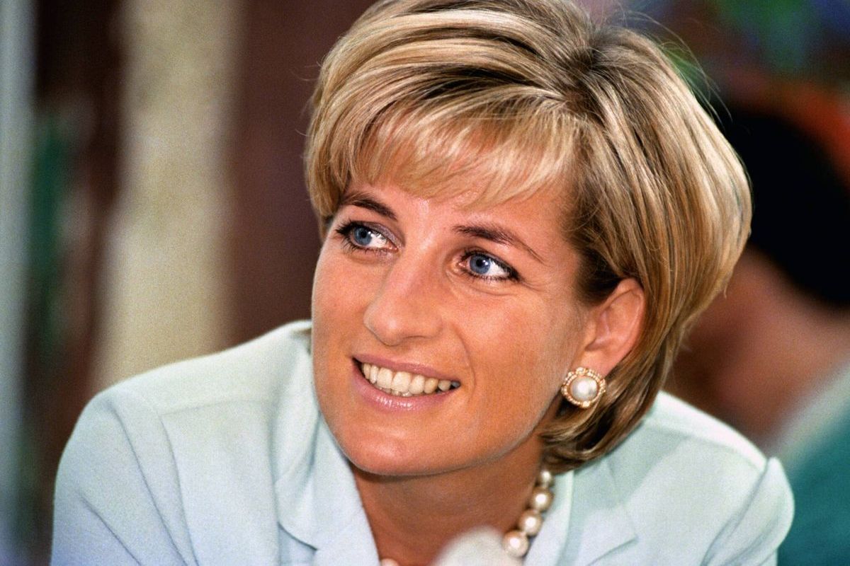 Este es el bolso que Dior pensó exclusivamente para la princesa Diana y que sigue en tendencia