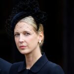 Gabriella Windsor, miembro de la familia real, se muda nuevamente con sus padres