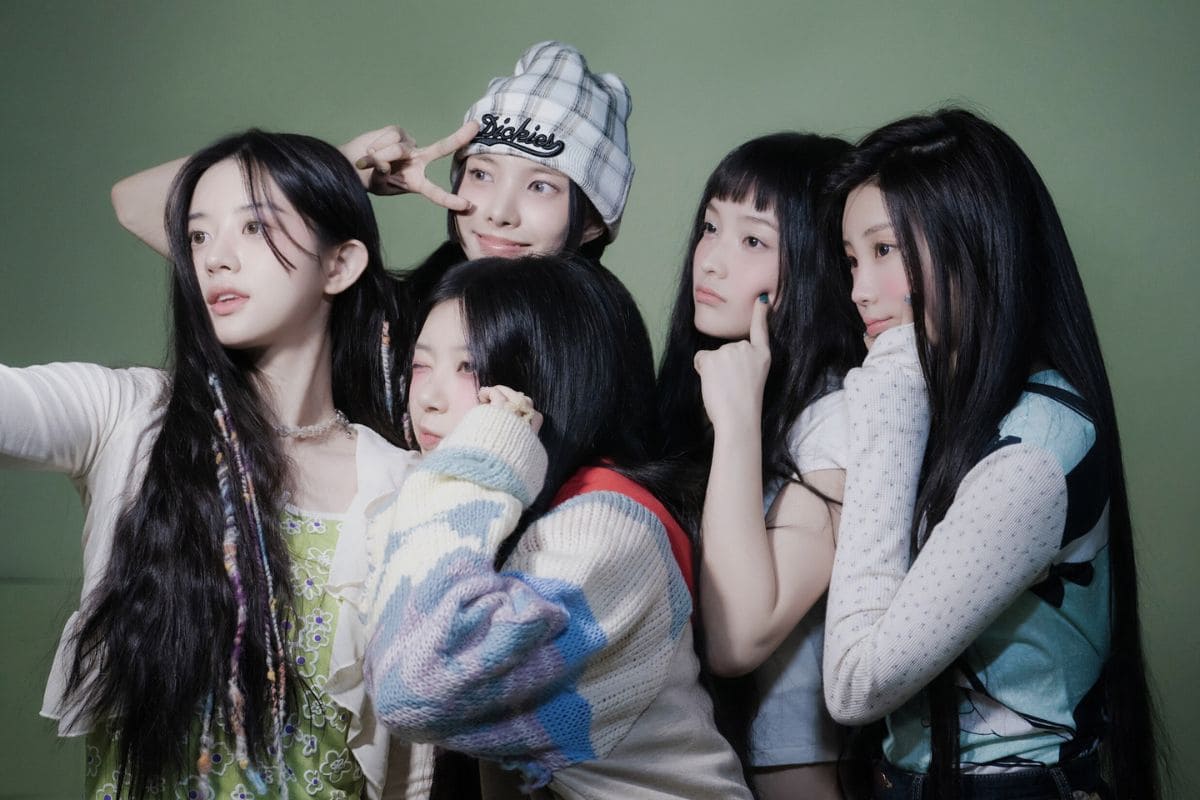 Los BLINKS llenan de críticas a HYBE por el nuevo nombre que le dieron al fandom de ILLIT