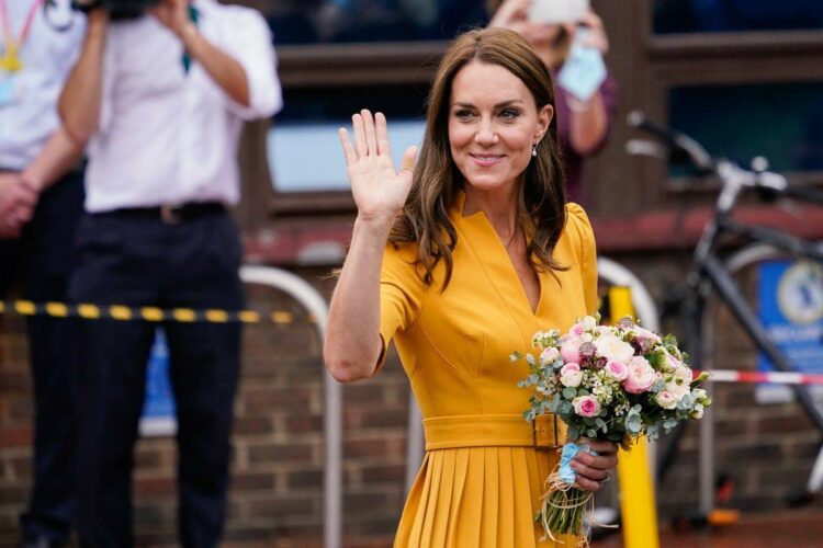 Kate Middleton más fuerte que nunca en su batalla contra el cáncer, afirma experto real