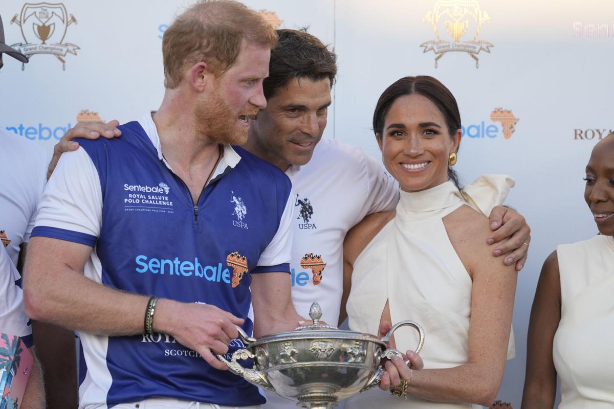 Meghan Markle besa a un amigo y la reacción del príncipe Harry se vuelve viral