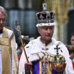 Aniversario de la coronación del rey Carlos III se celebra con armas ceremoniales en todo Londres