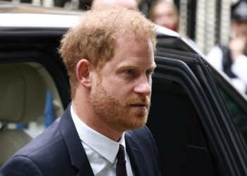 El príncipe Harry será abucheado cuando regrese al Reino Unido, afirma experto real
