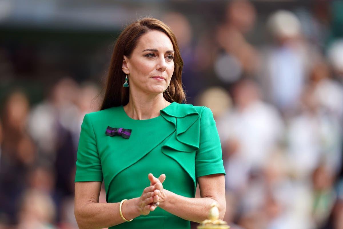 ¿Kate Middleton no volvería a sus deberes reales hasta dentro de varios años?