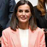 La reina Letizia elige un hermoso blazer para el aniversario de la Policía Nacional española