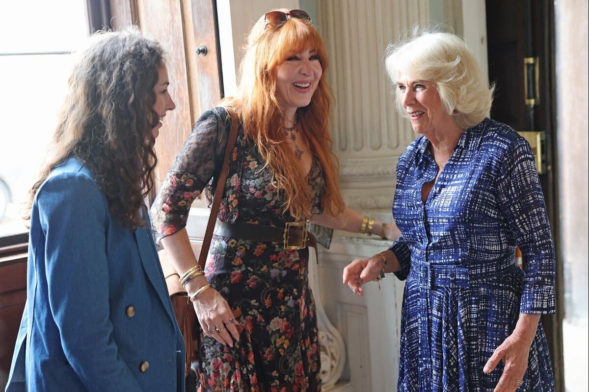Rose Hanbury, presunta amante del príncipe William, vista junto a la reina Camilla meses después de los rumores de ruptura