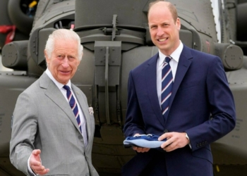 Según experto, el príncipe William y el rey Carlos III estarían 'discutiendo' sobre despojar a los duques de Sussex de sus títulos reales